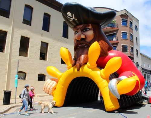 Giant Pirate Arch Inflatable