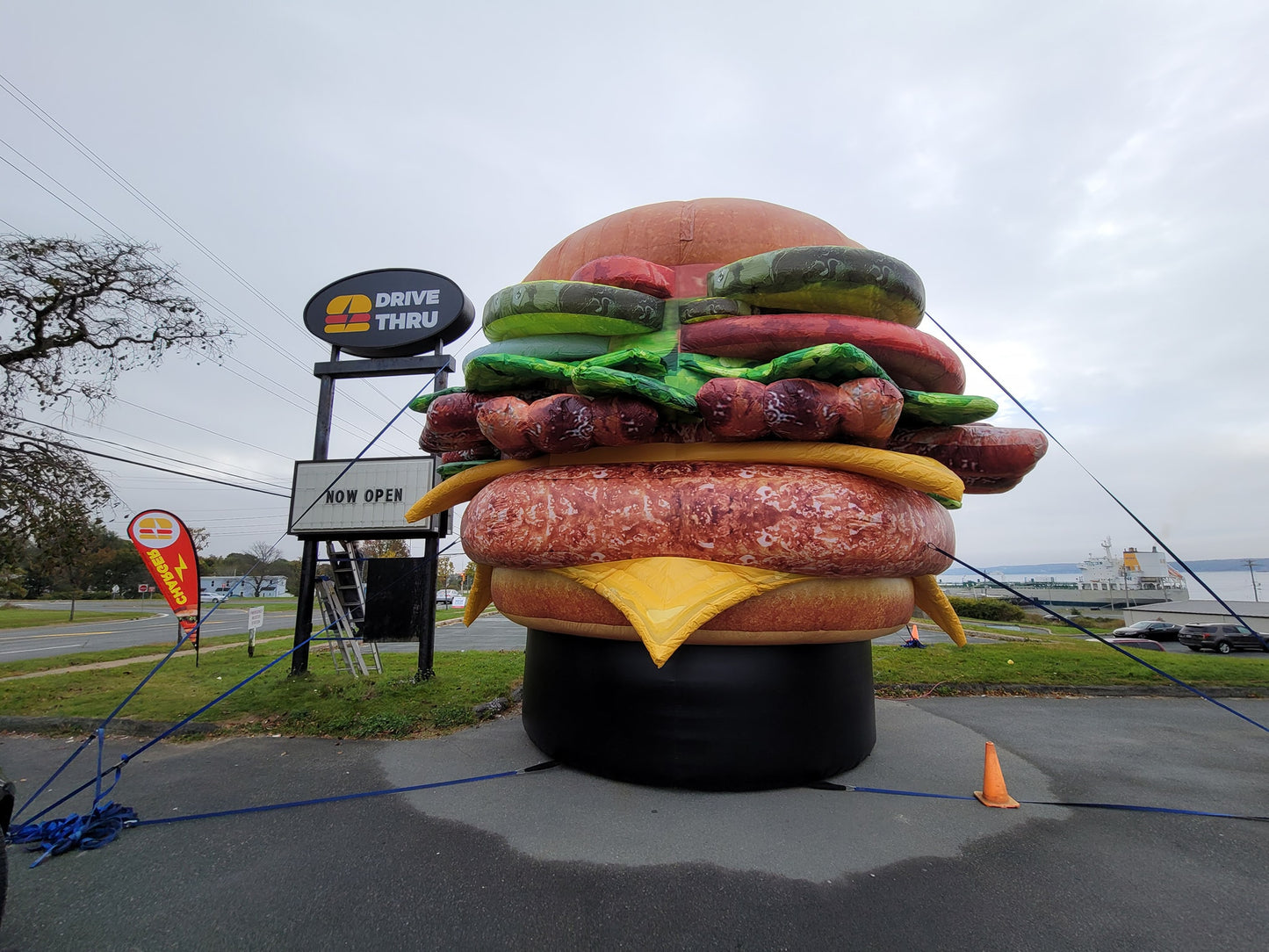 Gourmet Hamburger Inflatable
